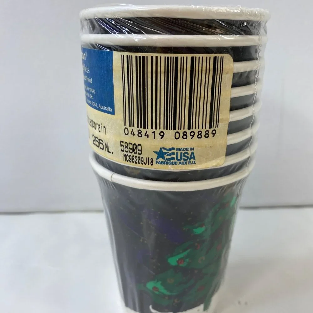Amscan Holiday Tree 2-Pack 8 Cups 9oz Festive Green Guest Towels Set